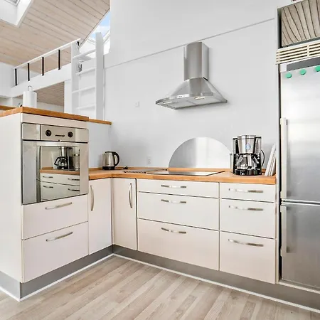 Amazing In Juelsminde With Kitchen Sonderby (Midtjylland)